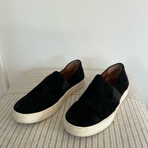 VINCE $225 Black Suede & leather Slip-On sneaker size 8